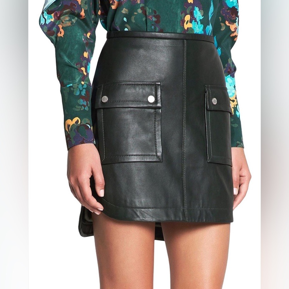 MANNING CARTELL
OPEN SEASON LEATHER MINI SKIRT SIZE‎ 0